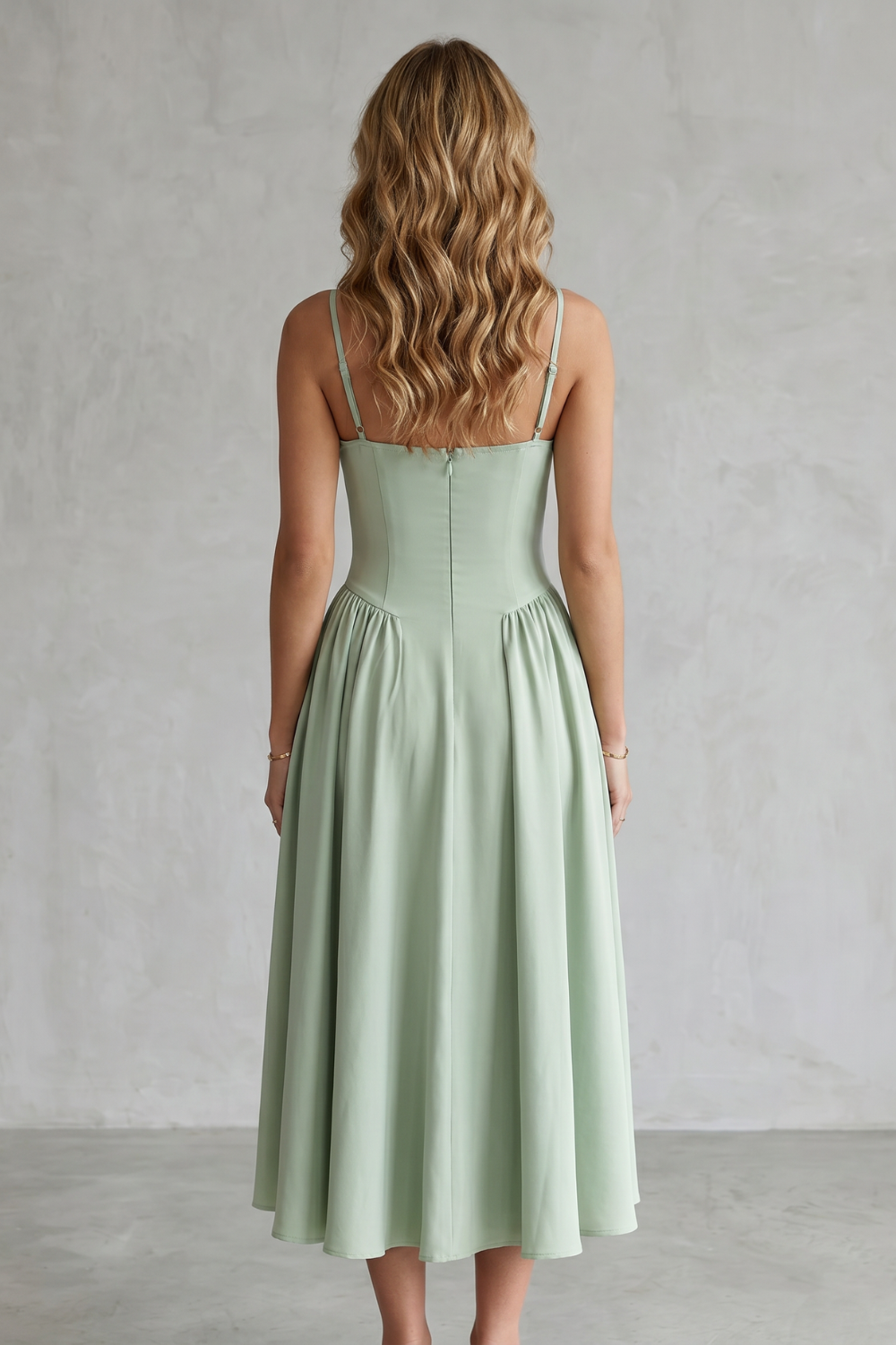 Calliope – Timeless structure – Women’s Sleeveless Structured Dress