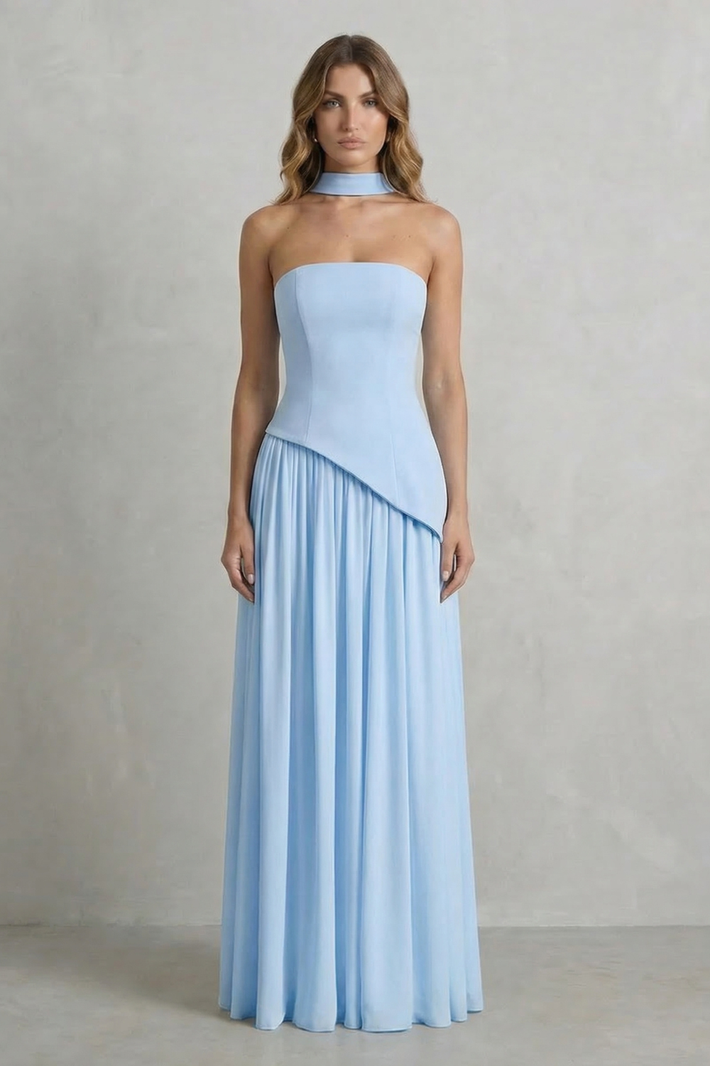 Celestara – Sculpted draped slit – Strapless maxi dress