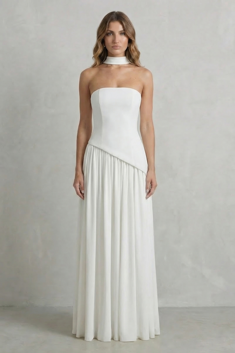 Celestara – Sculpted draped slit – Strapless maxi dress