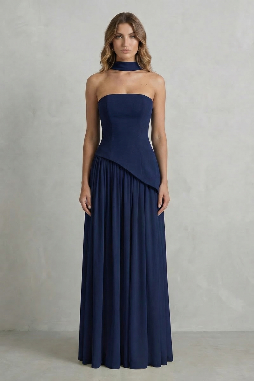 Celestara – Sculpted draped slit – Strapless maxi dress