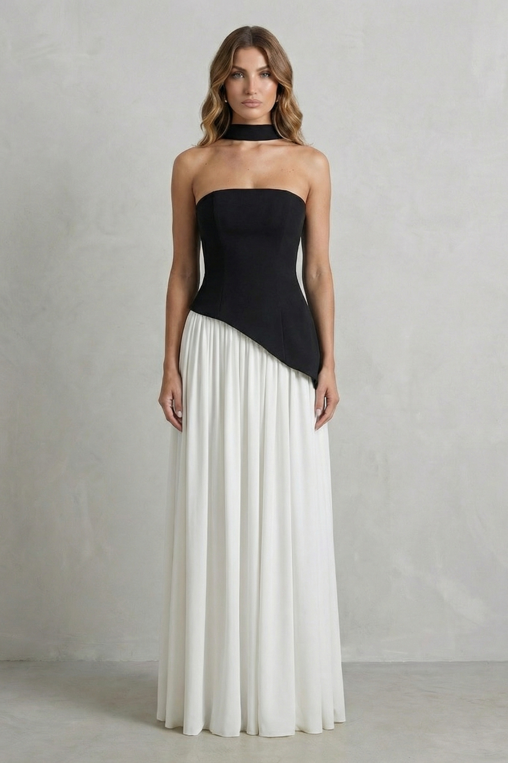 Celestara – Sculpted draped slit – Strapless maxi dress
