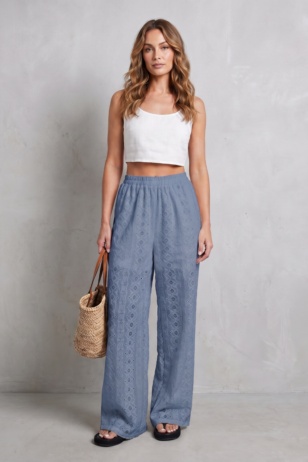 Élodienne – Broderie anglaise grace – Wide-leg trousers