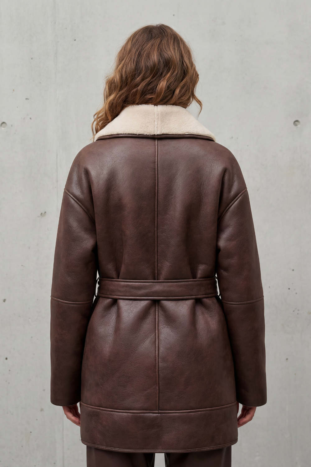 Sorelline – Contrast fleece wrap – Belted faux leather coat