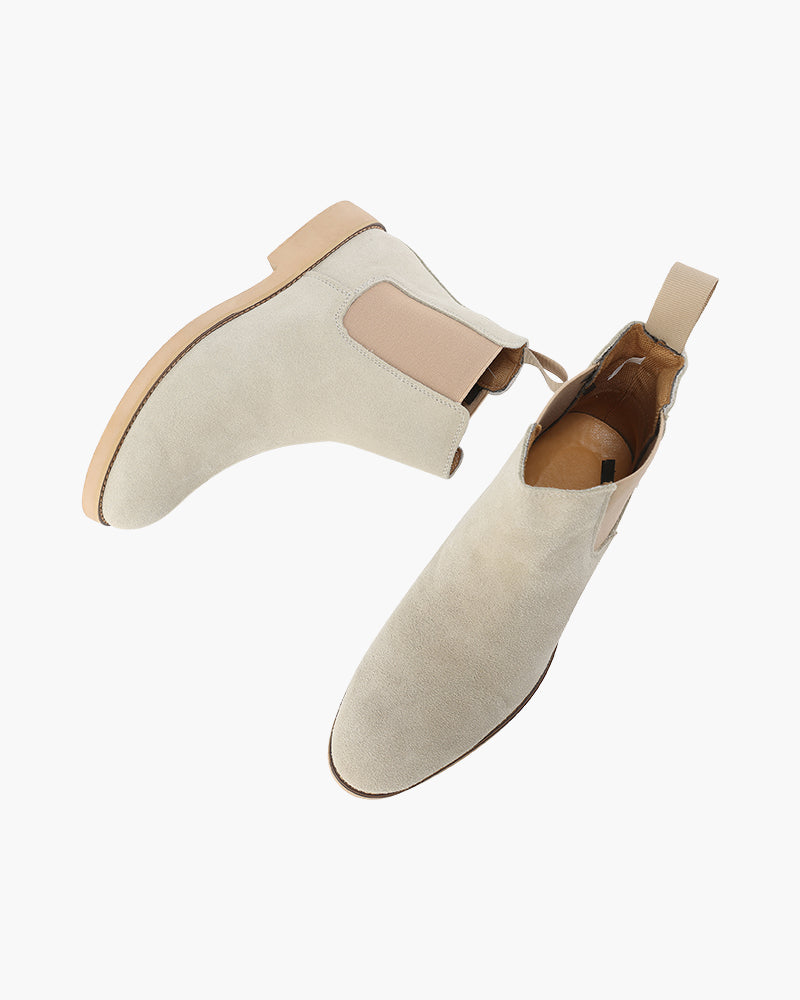Classic Chelsea Boots with a Timeless Elegance
